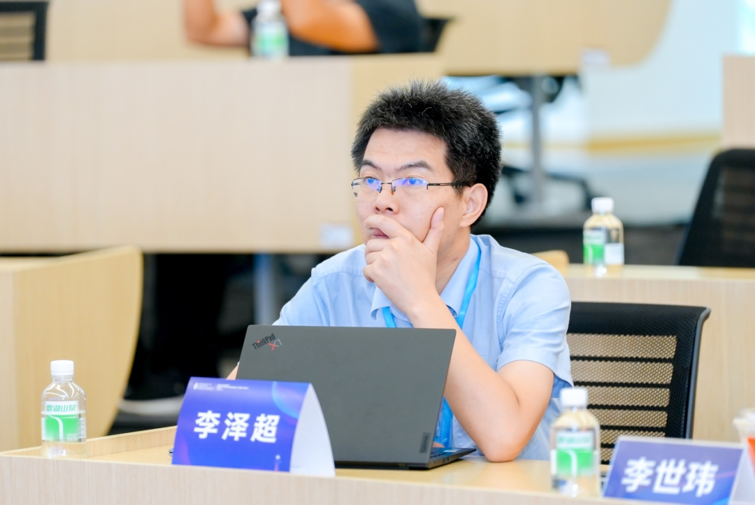 中国图象图形学学会第三十一期珠峰论坛—大模型赋能的图像理解与生成专题研讨会在香港科技大学(广州)成功举办(图17) 中国图象图形学学会第三十一期珠峰论坛—大模型赋能的图像理解与生成专题研讨会在香港科技大学(广州)成功举办(图17)