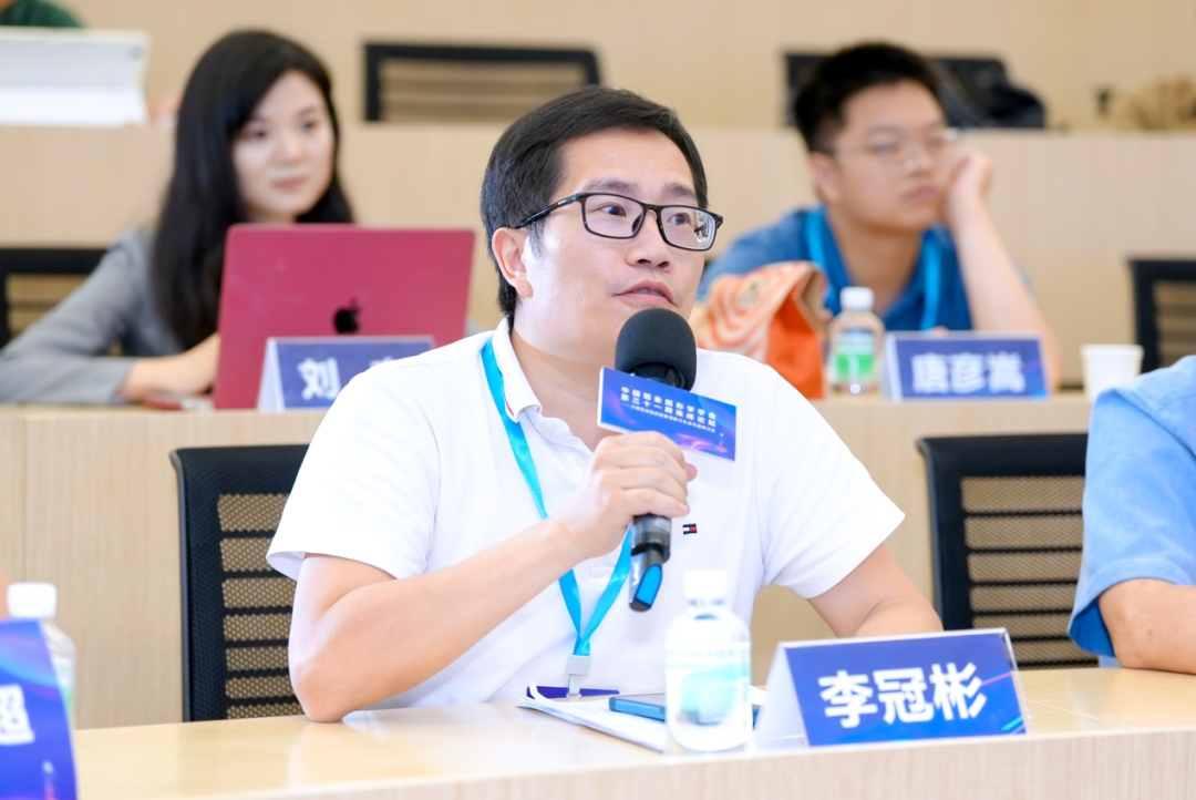 中国图象图形学学会第三十一期珠峰论坛—大模型赋能的图像理解与生成专题研讨会在香港科技大学(广州)成功举办(图20) 中国图象图形学学会第三十一期珠峰论坛—大模型赋能的图像理解与生成专题研讨会在香港科技大学(广州)成功举办(图20)